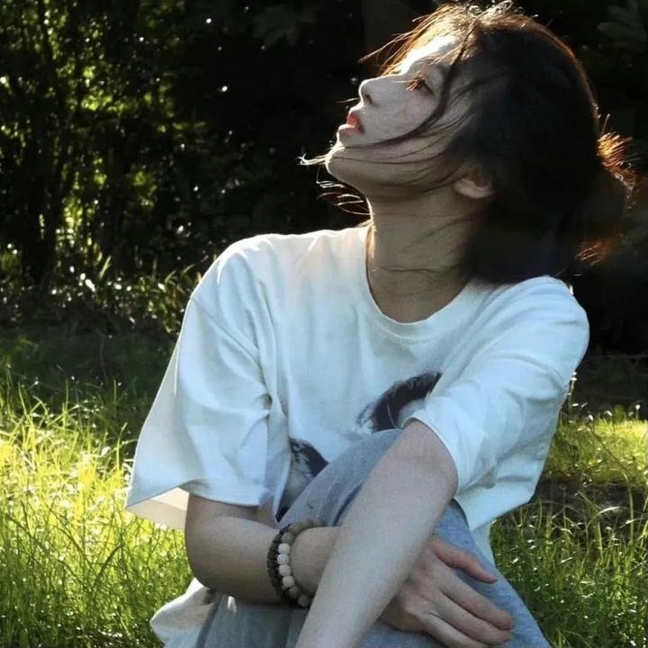 千万别抬头